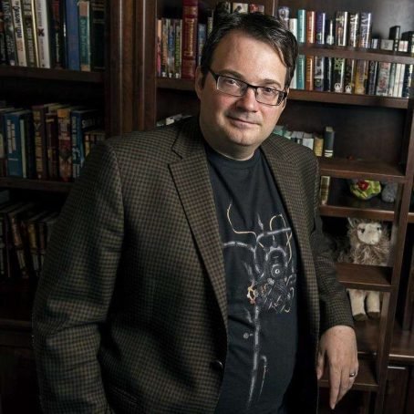 Brandon Sanderson